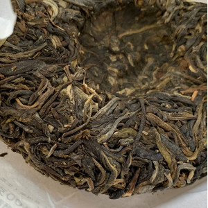 Шен Пуэр YI WU 2021 года блин 100 г. Photo 2